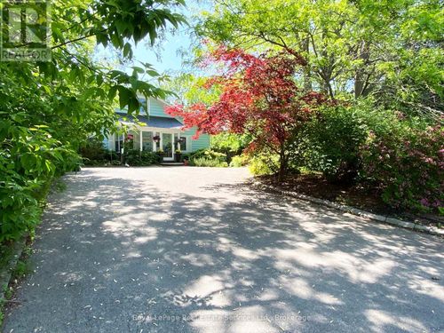2028 Marine Dr, Oakville, ON, L6L1B4 | Card Image