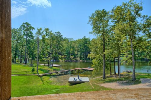 181 Lake St, Burkeville, TX, 75932-2645 | Card Image