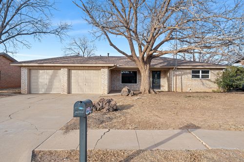 1117 15th St, Shallowater, TX, 79363-5610 | Card Image