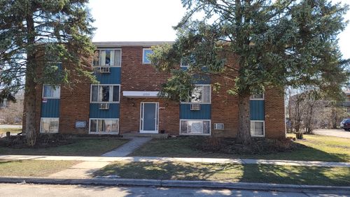3-1335 Abbott Dr, Elgin, IL, 60123-1868 | Card Image