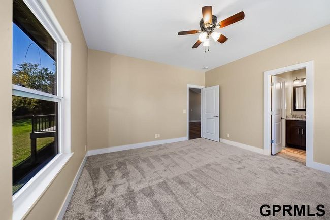 1325 Copper Mountain Dr, House other with 3 bedrooms, 3 bathrooms and 3 parking in Crescent IA | Image 20