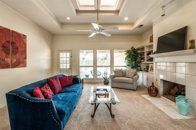 Living room. | Image 5
