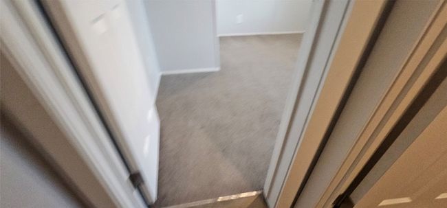 Detailed view of carpet floors | Image 18