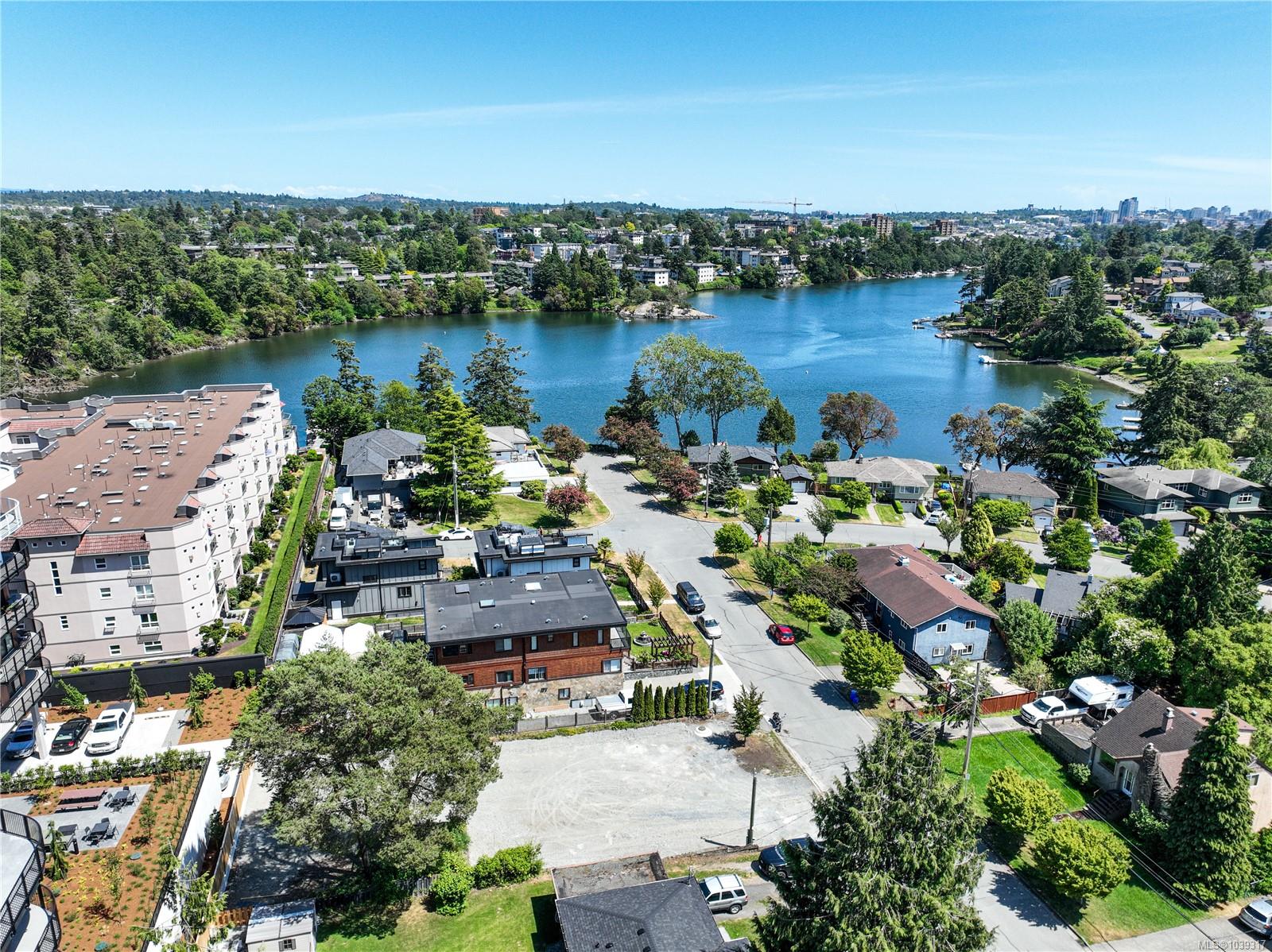 Residential in Esquimalt 2