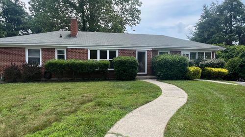 2738 Thorndale St Sw, Roanoke, VA, 24015-3832 | Card Image