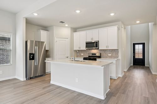 2113 Longchamp Ln, Seagoville, TX, 75159-4656 | Card Image