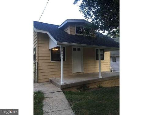 2074 Oakford Ave, Oakford, PA, 19053-3663 | Card Image