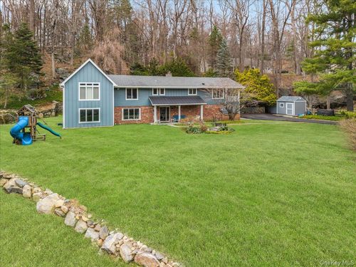 1 Fox Ridge Rd, North Castle, NY, 10504-2217 | Card Image