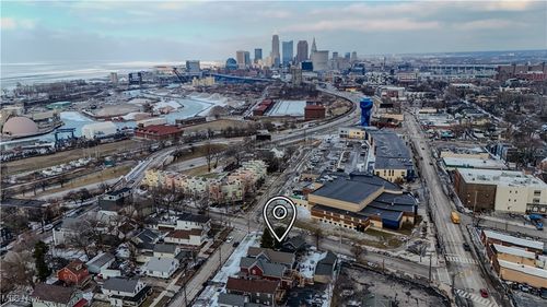 1370 W 49th St, Cleveland, OH, 44102-2258 | Card Image