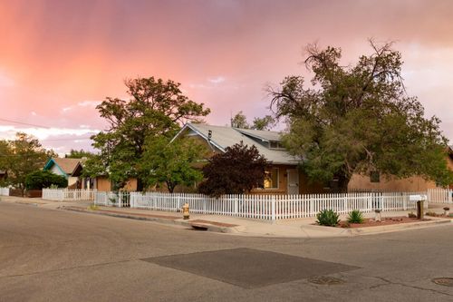 901 7th Street Nw, Albuquerque, NM, 87102 | Card Image