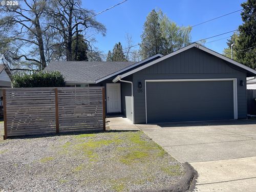 135 Wander Way Se, Salem, OR, 97301-1196 | Card Image