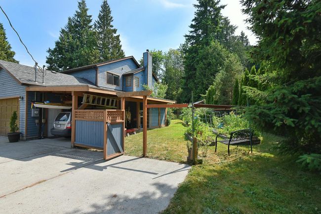 7865 Lohn Road, House other with 4 bedrooms, 2 bathrooms and 5 parking in Halfmoon Bay BC | Image 35