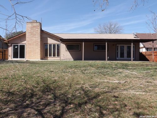 7430 Hidden Oak Trl, Live Oak, TX, 78233-3103 | Card Image