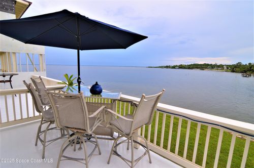 4997 Riveredge Dr, Titusville, FL, 32780-7329 | Card Image