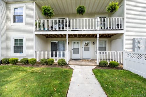 69 Fairview Cir, Middle Island, NY, 11953-2339 | Card Image
