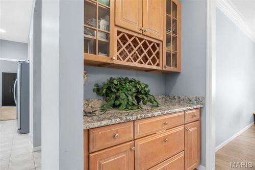 445 Whitestone Farm Dr, Chesterfield, MO, 63017-2463 | Card Image