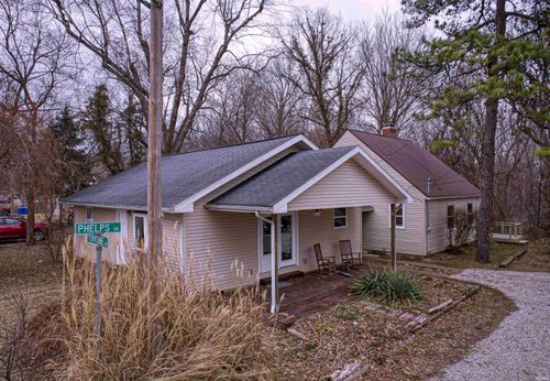 1 Yorkshire Dr, Newburgh, IN, 47630-1031 | Card Image