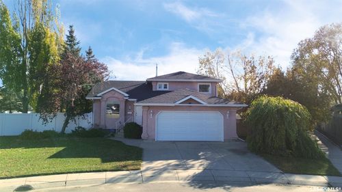 803 Swan Crescent, Saskatoon, SK, S7J5C7 | Card Image