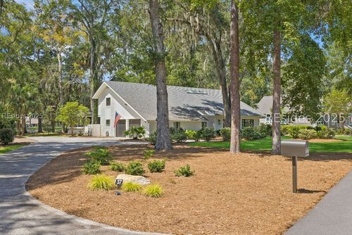 37 Cat Brier Ln, Hilton Head Island, SC, 29926-1033 | Card Image