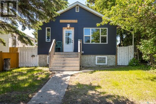 575 12th St E, Prince Albert, SK, S6V1C5 | Card Image