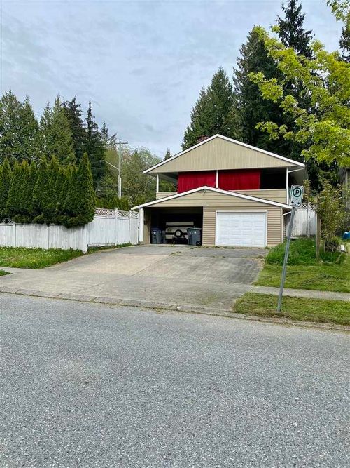 13910 96 Ave, Surrey, BC, V3V1Z4 | Card Image