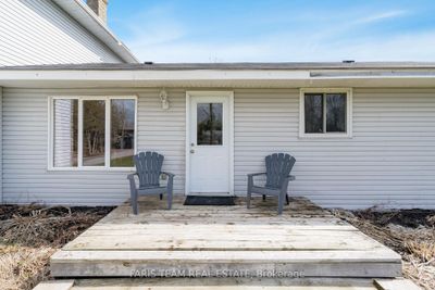 23 Greengables Dr, House other with 4 bedrooms, 2 bathrooms and 9 parking in Oro Medonte ON | Image 3