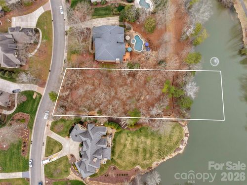 8234 Victoria Lake Dr, Waxhaw, NC, 28173-9819 | Card Image