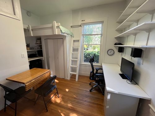 1r-15 Arlington St, Cambridge, MA, 02140-2701 | Card Image