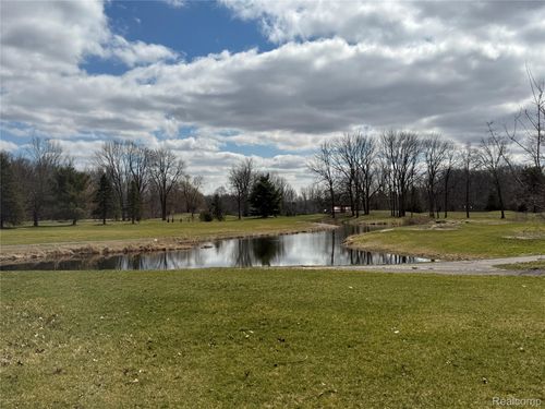 12915 Sumpter Rd, Carleton, MI, 48117-9553 | Card Image