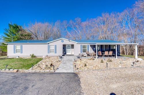 58379 Wintergreen Rd, Senecaville, OH, 43780-9725 | Card Image