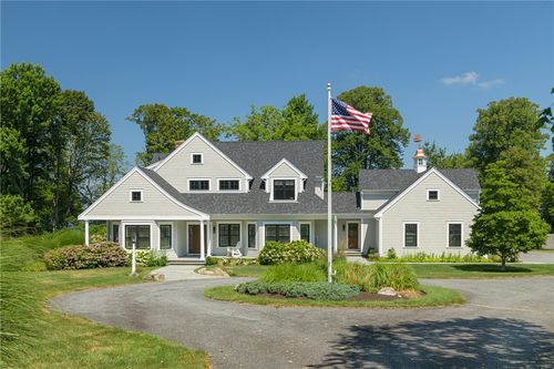 60 Van Wickle Ln, Bristol, RI, 02809-2935 | Card Image