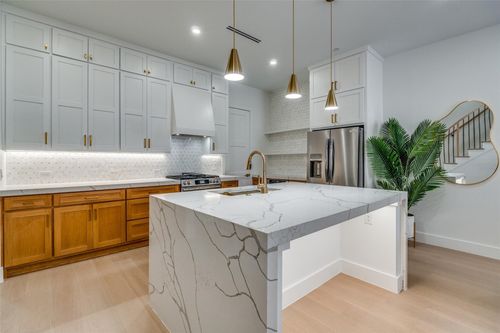 101-708 W 10th St, Dallas, TX, 75208-4905 | Card Image