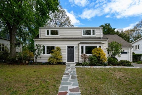 78 Vine St, Chestnut Hill, MA, 02467-3050 | Card Image
