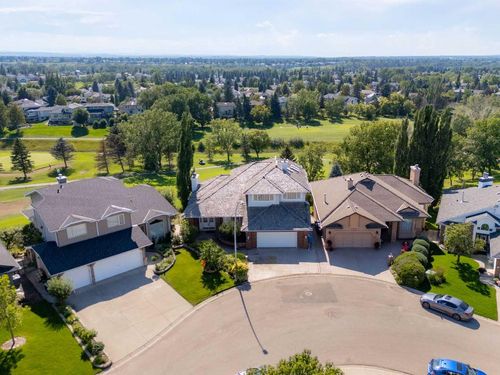 21 Douglas Woods Manor Se, Calgary, AB, T2Z2E7 | Card Image