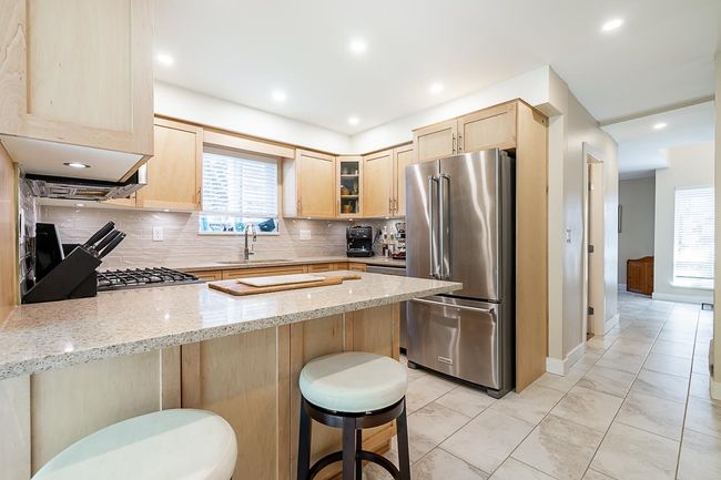 7817 Marchwood Place, Townhouse with 3 bedrooms, 2 bathrooms and 2 parking in Vancouver BC | Image 16
