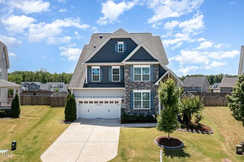 123 Gunderson Ln, Garner, NC, 27529-9275 | Card Image