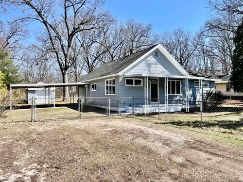 3104 Stratford St, Norton Shores, MI, 49444-3250 | Card Image