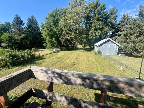 609 13th St, Clarkfield, MN, 56223-1215 | Card Image