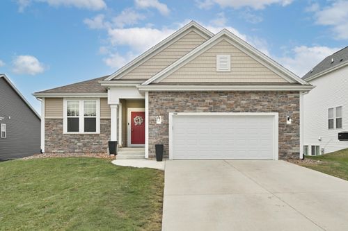 704 River Ridge Dr, Waterford, WI, 53185-3386 | Card Image