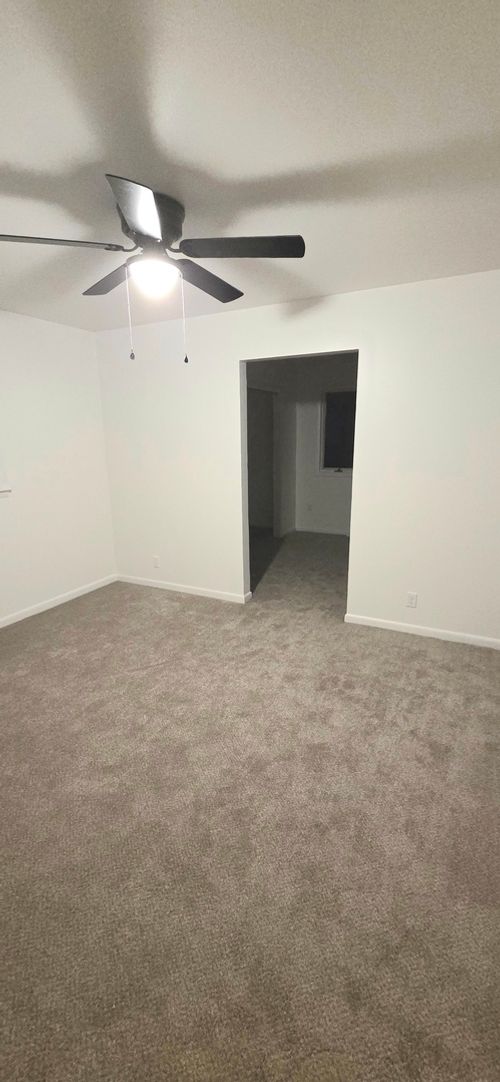 2514 W Nottingham Pl, Peoria, IL, 61614-3756 | Card Image