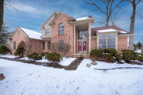 45246 Gerald Ct, Canton, MI, 48188-3096 | Card Image