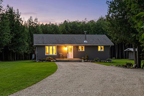 414156 Sideroad 4, Grey Highlands, ON, N0C1H0 | Card Image