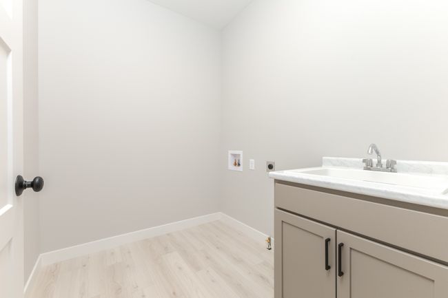 1908 Dunraven Rd, Home with 2 bedrooms, 3 bathrooms and 2 parking in Bloomington IL | Image 17