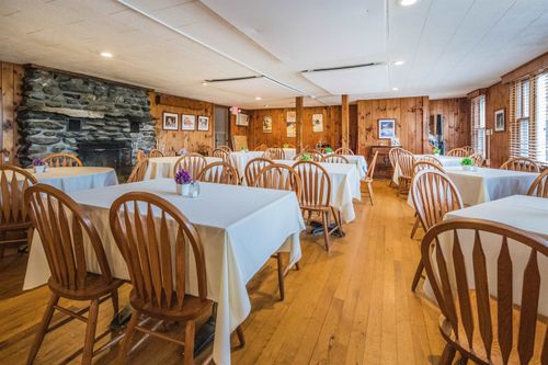 78 Cream Hill Rd, Mendon, VT, 05701-9673 | Card Image