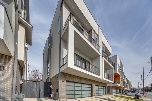 4117 Munger Ave, Dallas, TX, 75204-4415 | Card Image