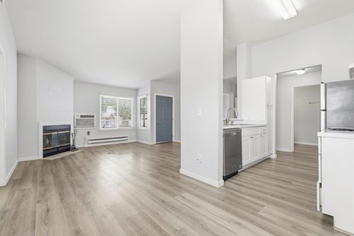 209-3 Lancaster Cir, Bay Point, CA, 94565-6655 | Card Image