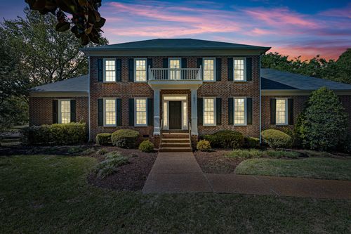 1601 Gordon Petty Dr, Brentwood, TN, 37027-7336 | Card Image
