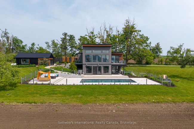 2566 5 Th Line, House other with 4 bedrooms, 3 bathrooms and 4 parking in Creemore ON | Image 38