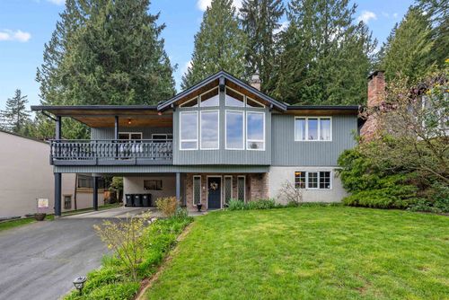 3563 Sykes Rd, North Vancouver, BC, V7K2X4 | Card Image