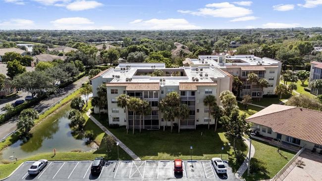 4303 - 1830 Sw 81 St Ave, Condo with 2 bedrooms, 2 bathrooms and null parking in North Lauderdale FL | Image 20